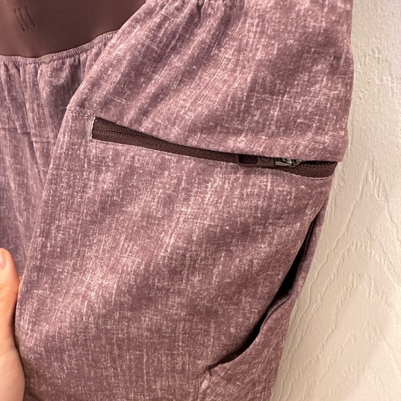 Lululemon Men’s M Maroon Pace Breaker Running Short - Picture 5 of 6